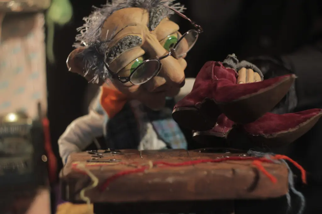 The Elves and The Shoemaker